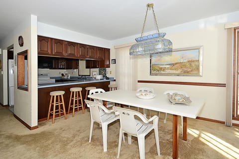 Main Level,Dining Room,