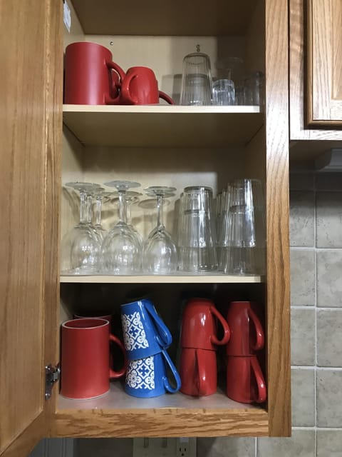We thought our guests would appreciate the variety of choices to have a drink from and work hard on keeping the shelves organized 