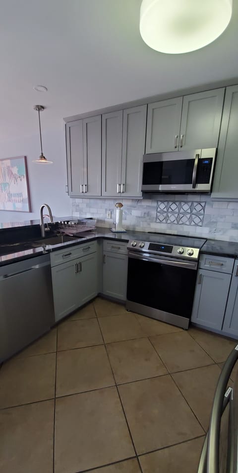 Main Level,Kitchen,