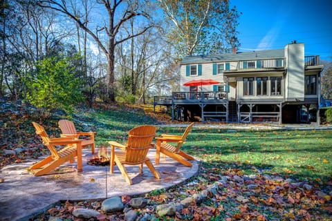 The property sits along the White River and Marott Park