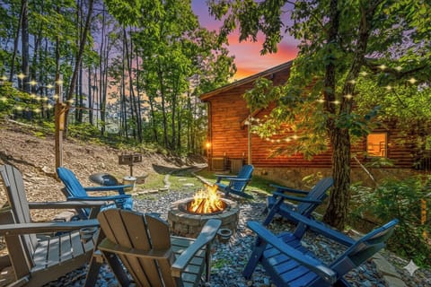 Sevierville Vacation Rental Cabin | 3BR | 2BA | 1,958 Sq Ft | Steps Required