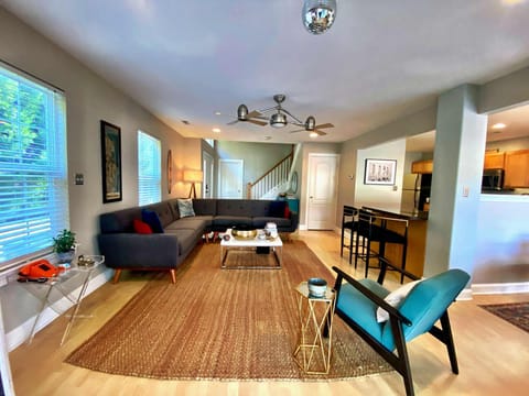 Large, comfortable open floor
 plan with nice lighting