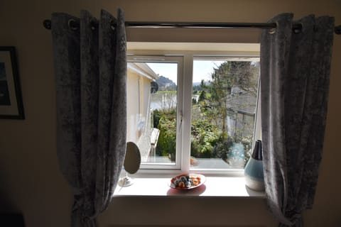 Second bedroom - River view