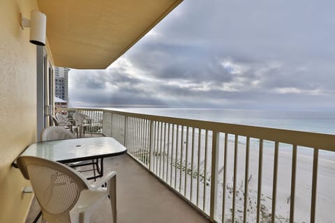 Private balcony Straight Out Ocean Front View