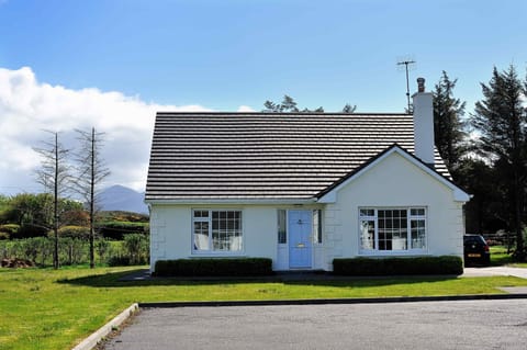 Pretty Cottage - Perfect Location to discover the magnificant County of Mayo!