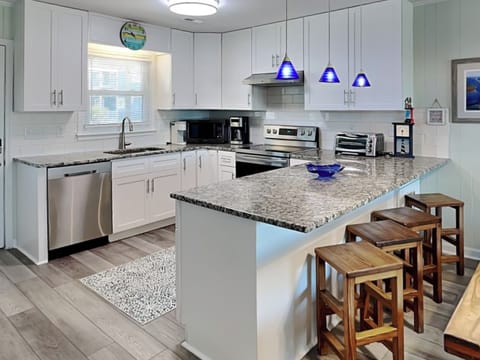 Fully Equipped Kitchen with Stainless Steel Appliances