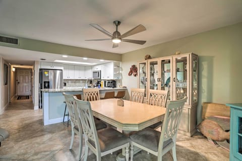 Dining Space | Dishware/Flatware