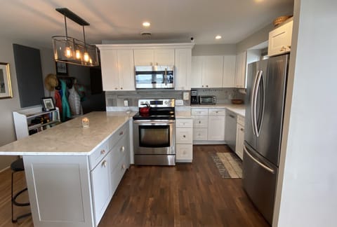 Fully appointed kitchen!