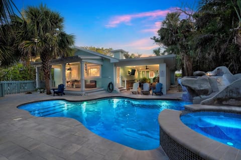 Private pool with spa and rock waterslide