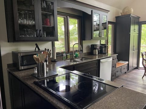 Finally! A beautiful new kitchen inside to match the beauty outside.