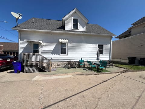 View of house from parking lot