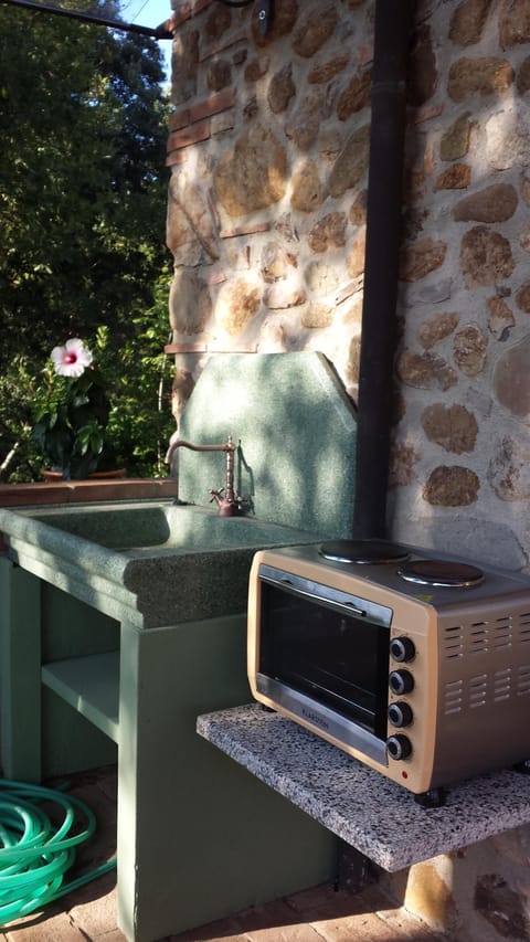 Romantic Chalet in Tuscany, 2+2 people, in a farmhouse with swimming pool Chalet in Tuscany