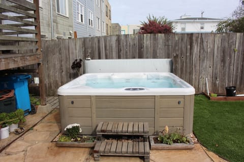 Hot Tub, great for a relaxing soak after a day out exploring!