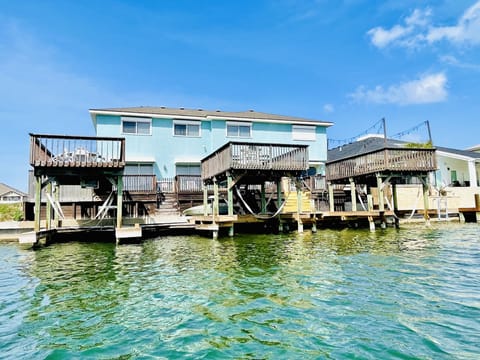 View of the back deck (middle upper deck)