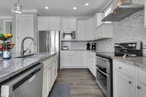 Fully functional kitchen and well-stocked for those that like to cook