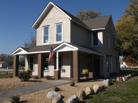 Perfect for attending or hosting an event in downtown Indy!