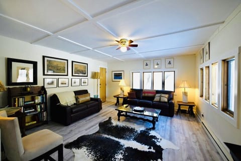 All carpeted floors have been updated with wood floors. 2020 Upgrades. 