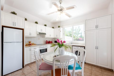 Villa Willow Mandali by Ezoria Villas (5198)