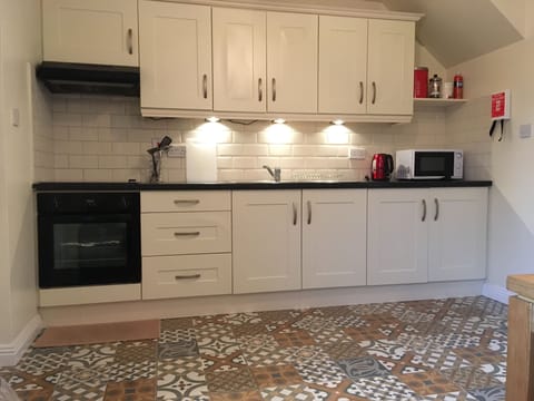 Kitchen/dinning area