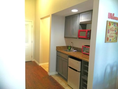 Kitchenette and hallway
