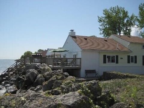 Lakefront with direct access to Lake Erie.