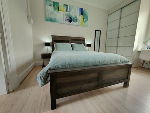 Queensize Bed