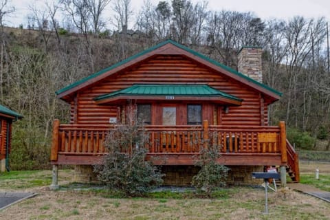 Honeymoon Cabin