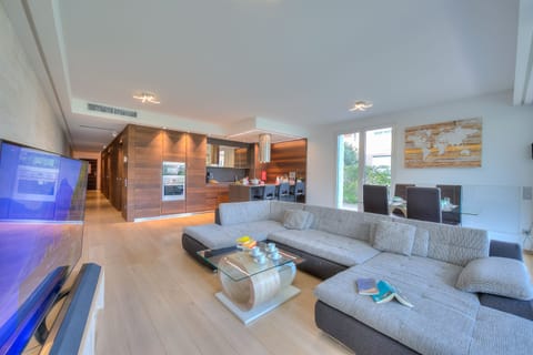 Living and dining room