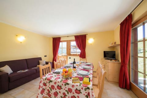 Living and dining room