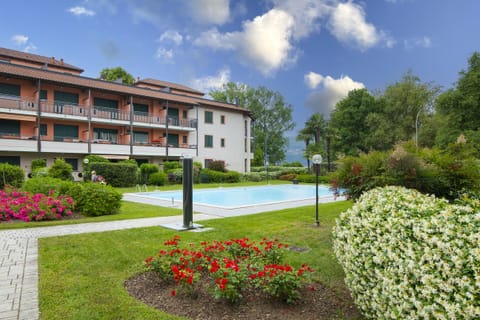 Shared pool