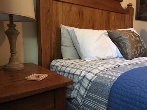 Queen bed - flannel sheets are an option!
