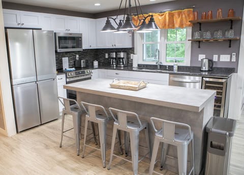 2025 renovation of kitchen, new Island and new appliances