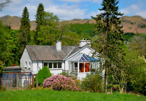 Greenbank House sets in the beautiful Langdale valley