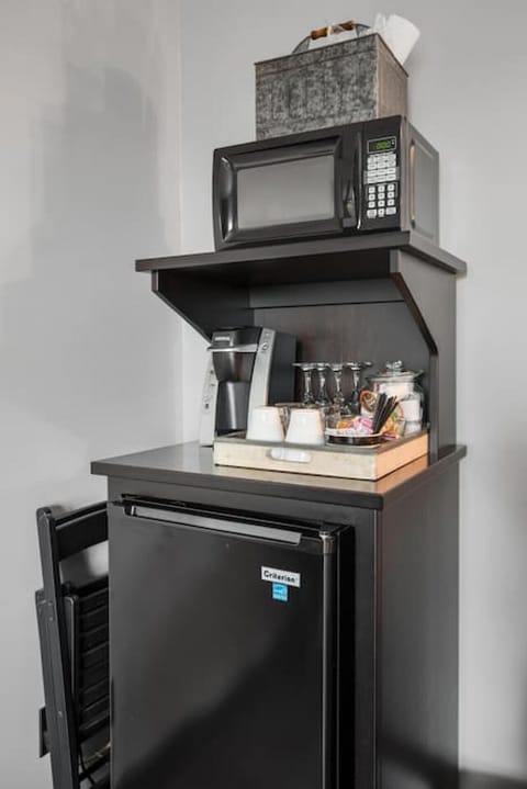 Kitchenette, complete with Keurig, K-cups, mini-refrigerator and microwave