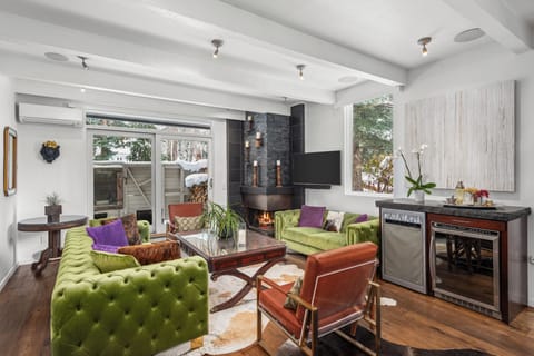 Spacious living room with fireplace