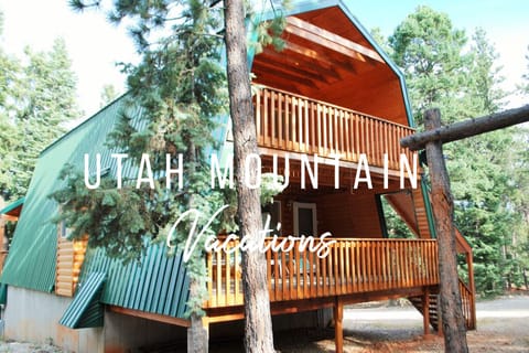 We love to sit out on the front balcony and enjoy the fresh mountain air!