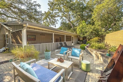 Outdoor seating with fire pit and lounge chairs