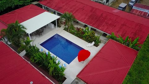 Large Private Property Close to Everything!