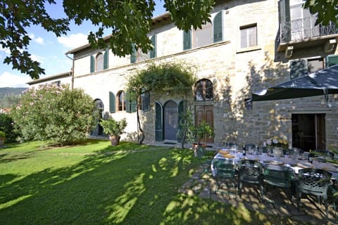 Outdoor view and main entrance