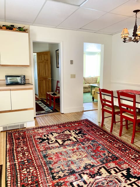 Kitchen and dining room 