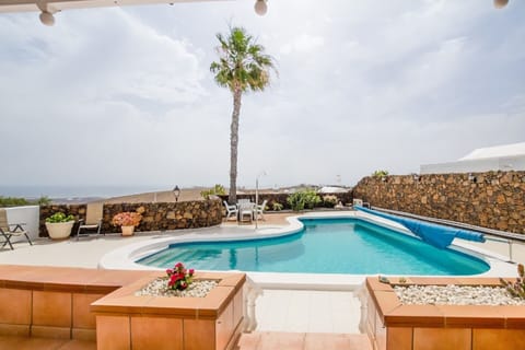 Panoramic Sea views.