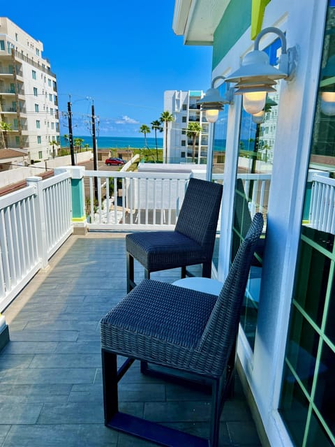 3rd floor ocean view