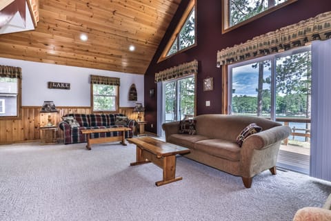 gorgeous living area to spend some quality time