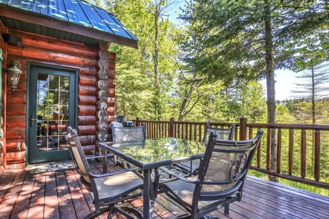 Enjoy a day or night eating outdoors