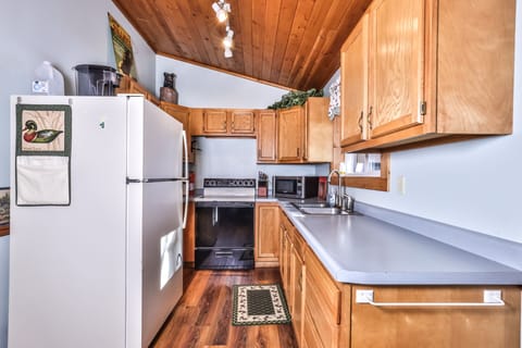 Plenty of counter space to make cooking a breeze