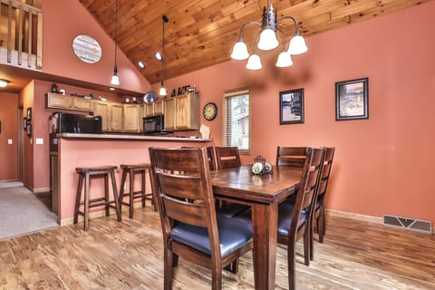 Open concept kitchen/ dining area