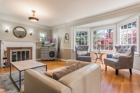 Living Room | Fireplace | Original Wood Floors | Walk to Linfield University or McMinnville's Historic Downtown 
