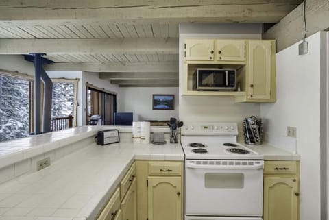 Great counter space with room for food prepping