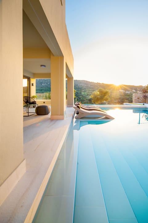 Pool Area, welcomew you ...