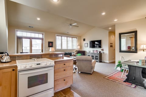 Large Open/Vaulted Living Area